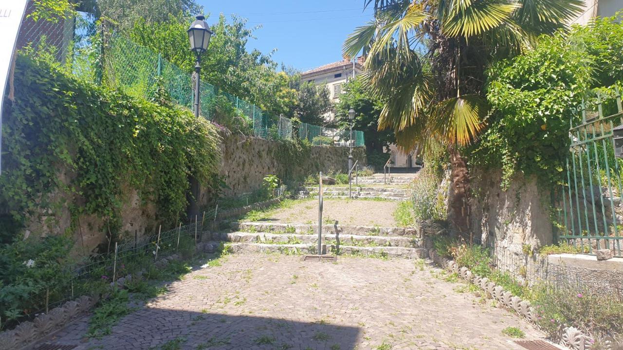 Apartment Bellagio. Asso エクステリア 写真